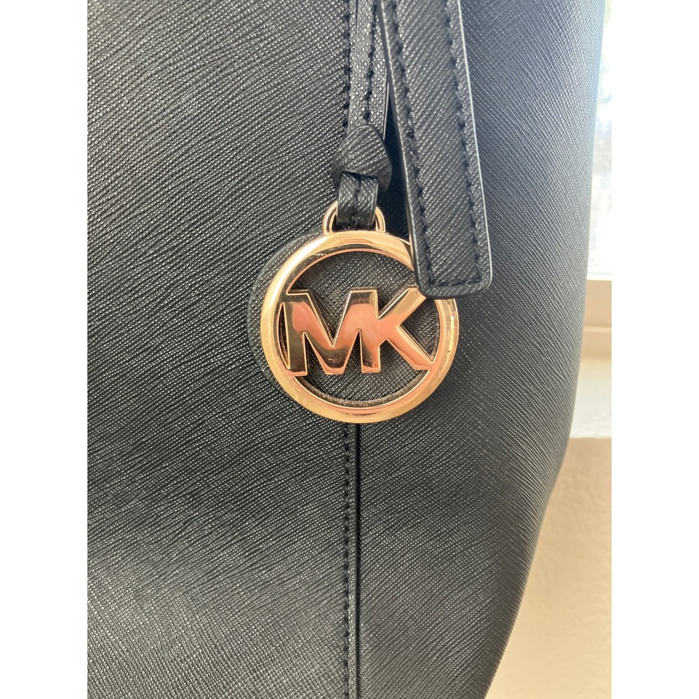Michael Kors Black Saffiano‎ Leather Tote Bag Gold Hardware - Picture 5 of 15
